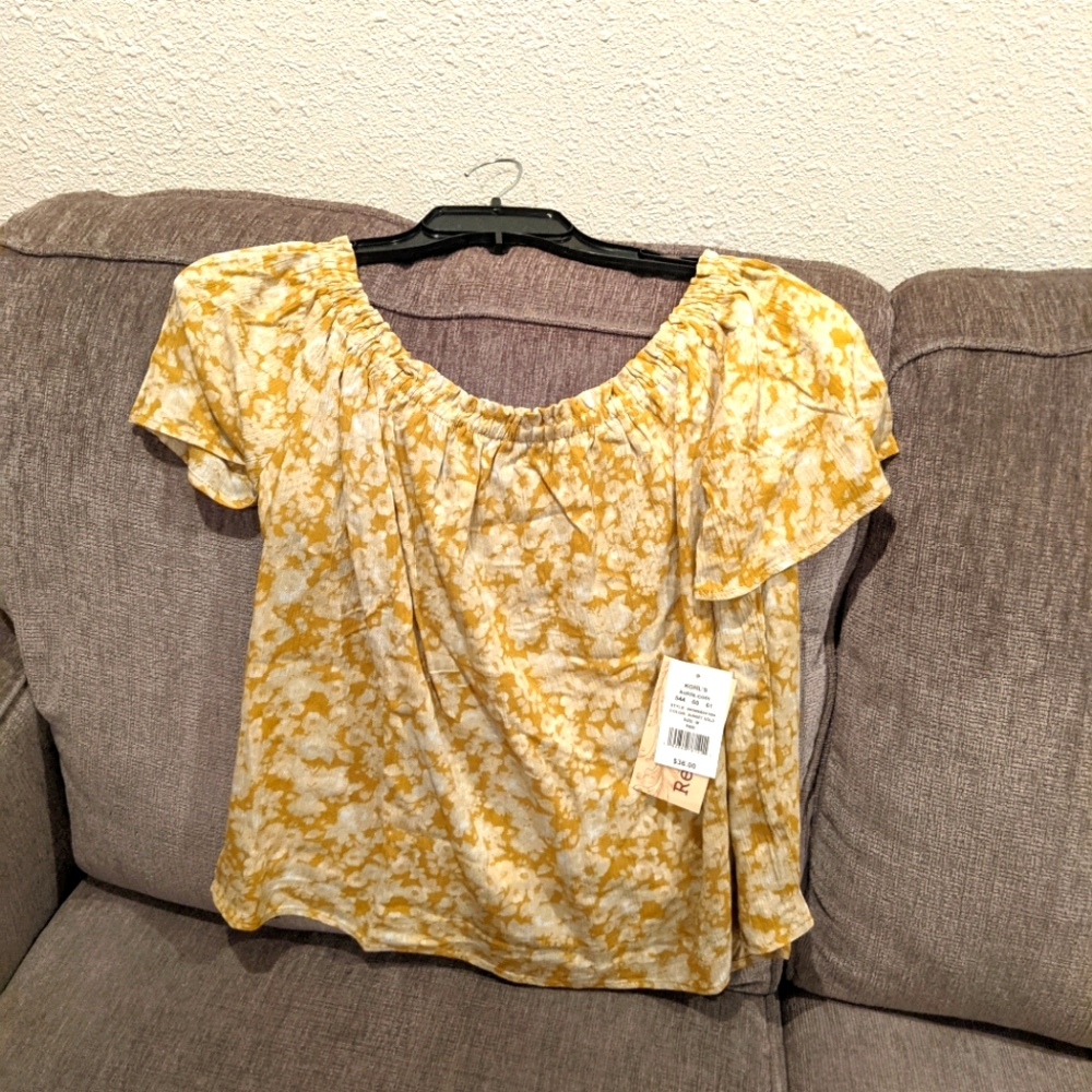 Rewind blouse size m Kohl's NWT